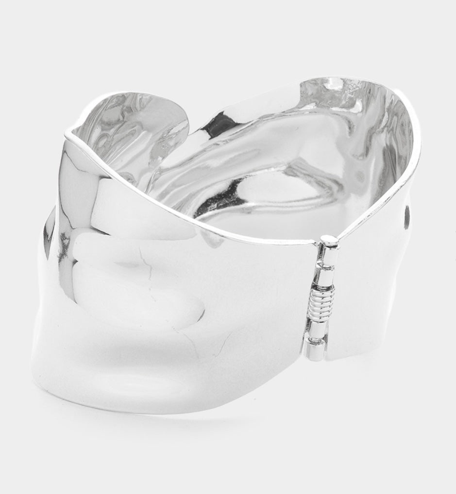 Crushed Metal Hinged Cuff