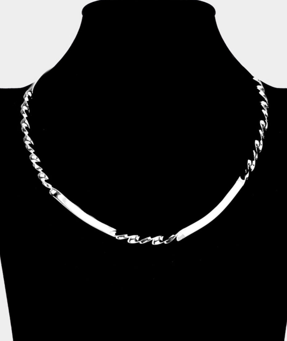 Twisted Metal Open Choker Necklace